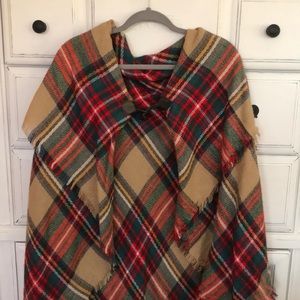 Grace and Lace poncho. 🍂🍁